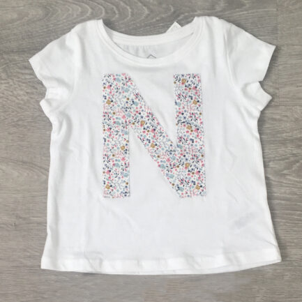 Camiseta Flores Celestes y Rosas